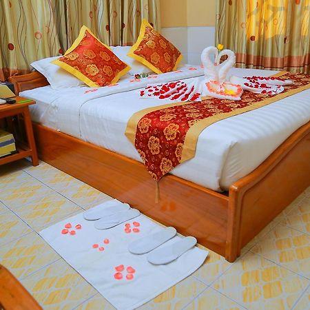 Hotel Shwe Pyi Tan Mandalay Exterior photo
